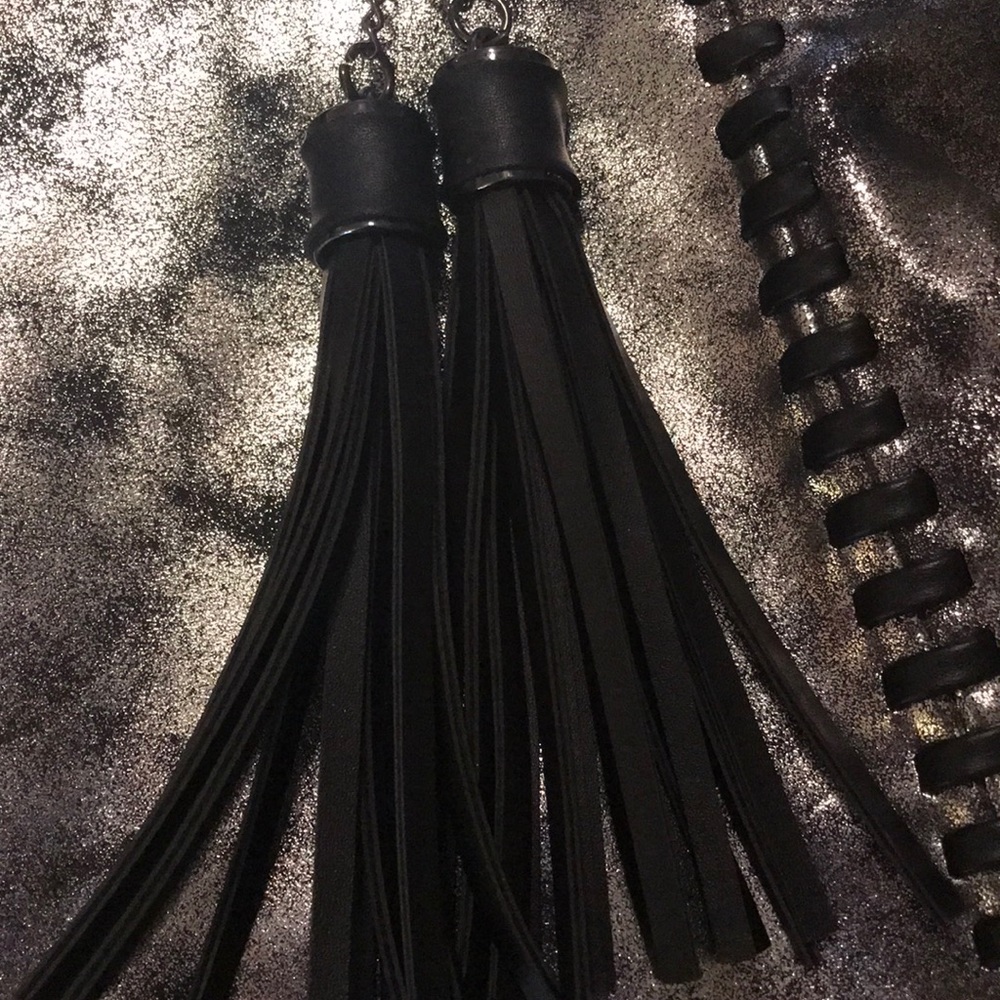 🔘Metallic Silver Black Tote🔘 - Picture 5 of 7